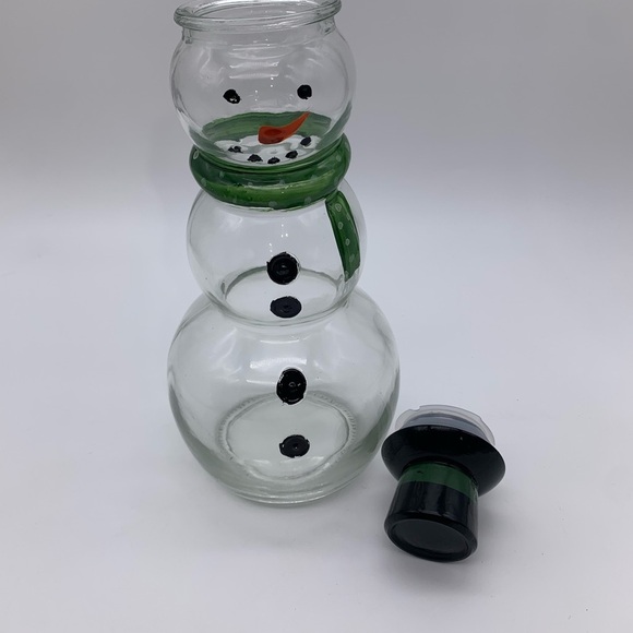 Frosty The Snowman Vtg. Christmas Painted Cocoa Glass Jug/Decanter With Top Hat - Picture 10 of 11